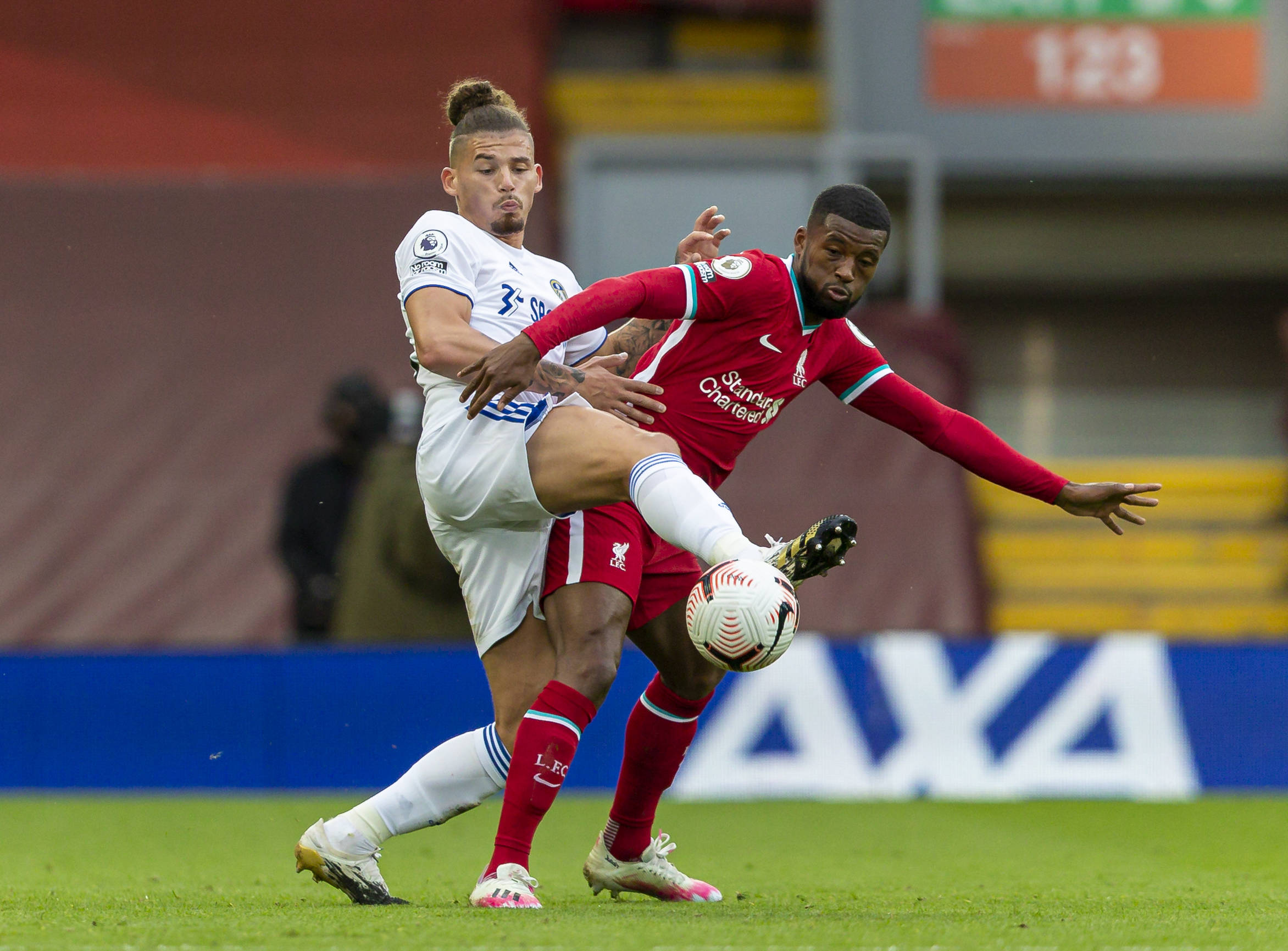 约束之间 约束之间